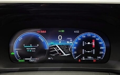 Toyota Crown, 2024 год, 4 694 000 рублей, 8 фотография