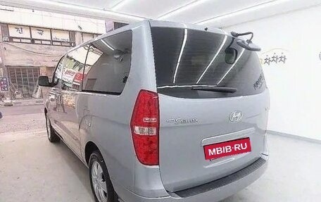 Hyundai Grand Starex Grand Starex I рестайлинг 2, 2020 год, 2 895 000 рублей, 4 фотография