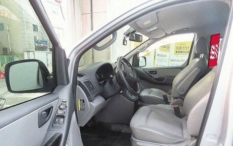 Hyundai Grand Starex Grand Starex I рестайлинг 2, 2020 год, 2 895 000 рублей, 11 фотография