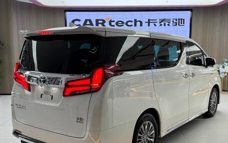 Toyota Alphard III, 2022 год, 10 441 887 рублей, 3 фотография