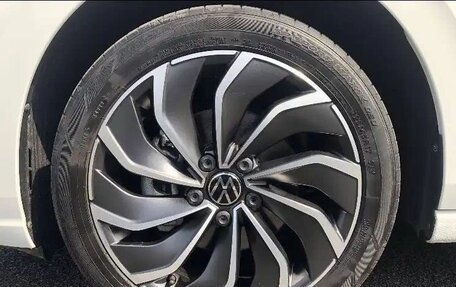 Volkswagen Golf VIII, 2020 год, 1 300 000 рублей, 11 фотография