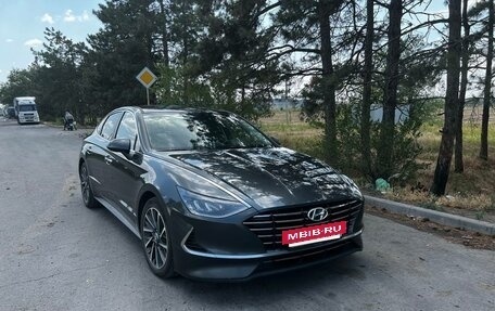Hyundai Sonata VII, 2019 год, 2 600 000 рублей, 2 фотография