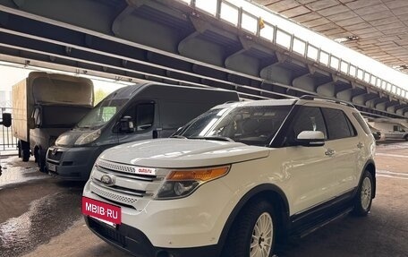 Ford Explorer VI, 2013 год, 2 000 000 рублей, 2 фотография