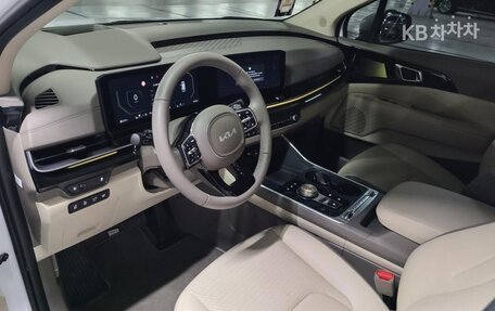 KIA Carnival, 2024 год, 4 570 020 рублей, 9 фотография