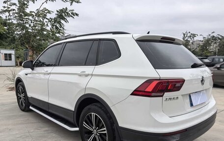Volkswagen Tiguan II, 2020 год, 1 850 000 рублей, 6 фотография