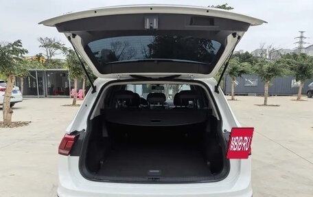 Volkswagen Tiguan II, 2020 год, 1 850 000 рублей, 19 фотография