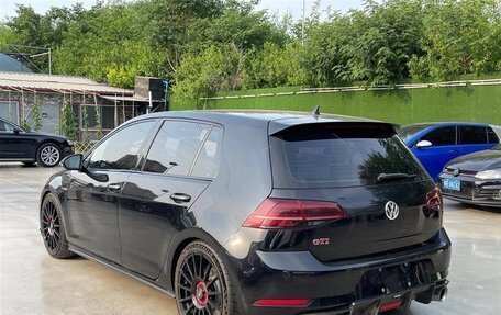 Volkswagen Golf GTI VII, 2019 год, 2 399 099 рублей, 5 фотография