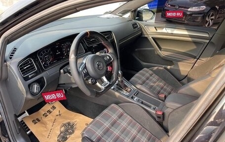 Volkswagen Golf GTI VII, 2019 год, 2 399 099 рублей, 9 фотография