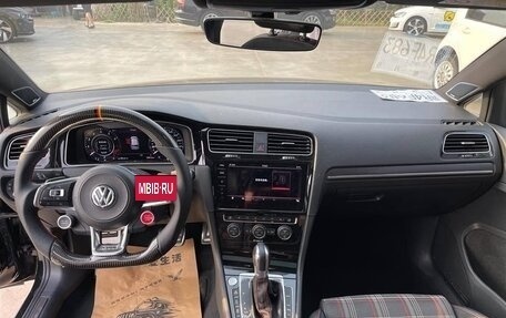 Volkswagen Golf GTI VII, 2019 год, 2 399 099 рублей, 7 фотография