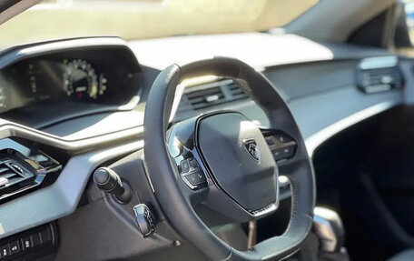 Peugeot 408, 2023 год, 1 850 000 рублей, 8 фотография
