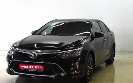 Toyota Camry, 2018 год, 2 185 000 рублей, 1 фотография