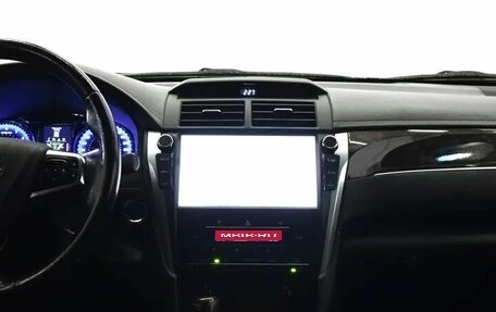 Toyota Camry, 2018 год, 2 185 000 рублей, 5 фотография