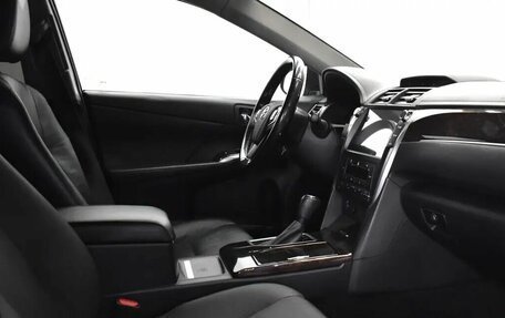 Toyota Camry, 2018 год, 2 185 000 рублей, 13 фотография