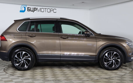 Volkswagen Tiguan II, 2018 год, 2 399 990 рублей, 4 фотография