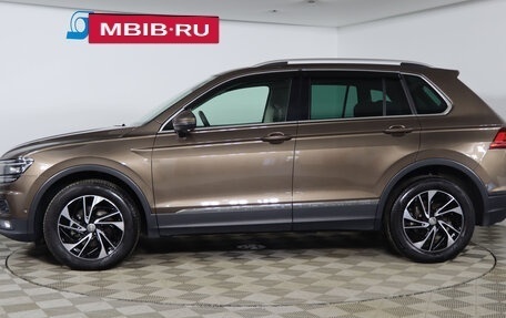 Volkswagen Tiguan II, 2018 год, 2 399 990 рублей, 8 фотография