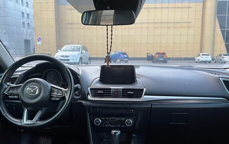 Mazda 3, 2016 год, 1 630 000 рублей, 11 фотография