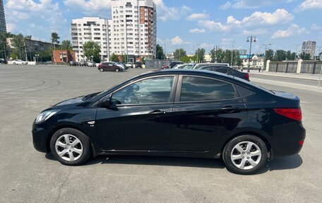 Hyundai Solaris II рестайлинг, 2011 год, 724 000 рублей, 3 фотография