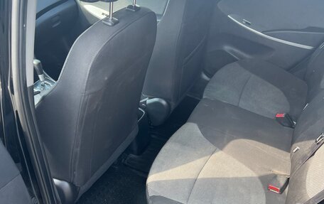 Hyundai Solaris II рестайлинг, 2011 год, 724 000 рублей, 18 фотография