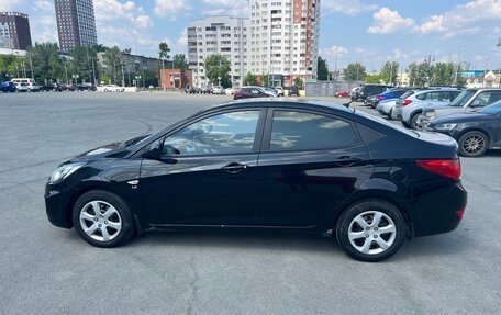 Hyundai Solaris II рестайлинг, 2011 год, 724 000 рублей, 28 фотография