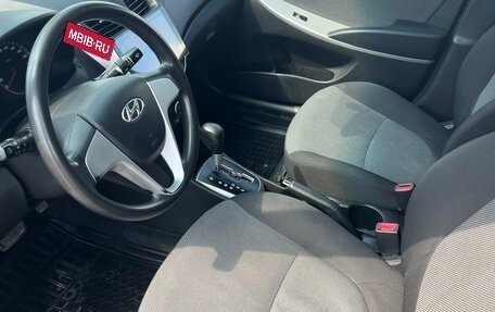 Hyundai Solaris II рестайлинг, 2011 год, 724 000 рублей, 20 фотография