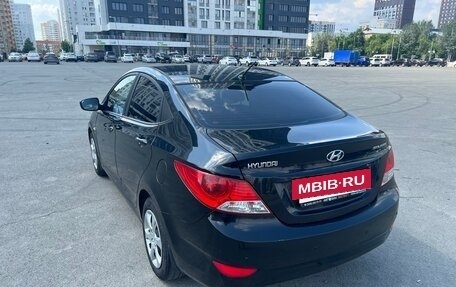 Hyundai Solaris II рестайлинг, 2011 год, 724 000 рублей, 29 фотография