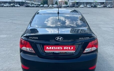 Hyundai Solaris II рестайлинг, 2011 год, 724 000 рублей, 30 фотография