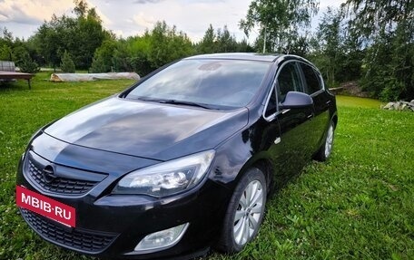 Opel Astra J, 2011 год, 850 000 рублей, 5 фотография