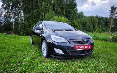 Opel Astra J, 2011 год, 850 000 рублей, 10 фотография