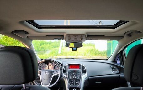 Opel Astra J, 2011 год, 850 000 рублей, 18 фотография