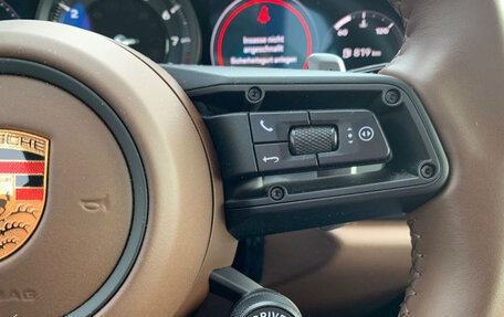 Porsche 911, 2022 год, 10 900 000 рублей, 16 фотография