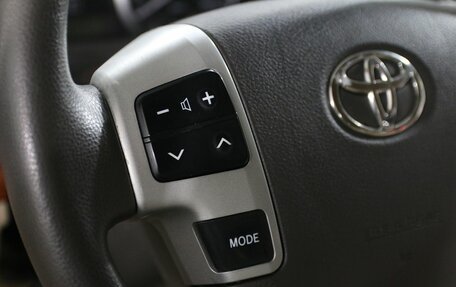 Toyota Land Cruiser 200, 2012 год, 3 345 000 рублей, 12 фотография