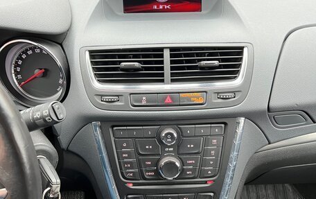 Opel Mokka I, 2013 год, 1 500 000 рублей, 20 фотография