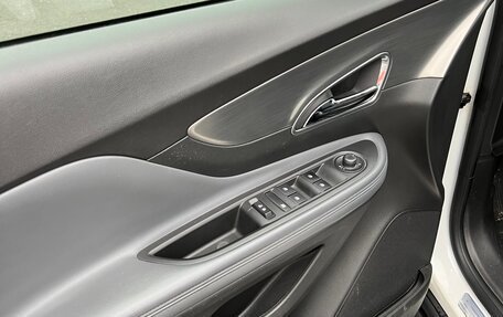 Opel Mokka I, 2013 год, 1 500 000 рублей, 17 фотография