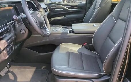 Cadillac Escalade V, 2022 год, 8 870 000 рублей, 15 фотография