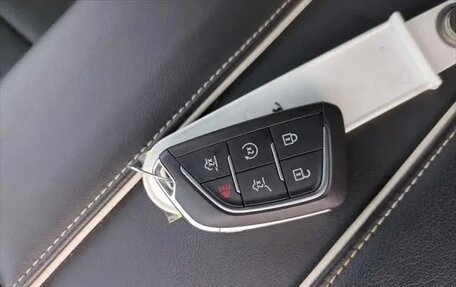 Cadillac Escalade V, 2022 год, 8 870 000 рублей, 36 фотография