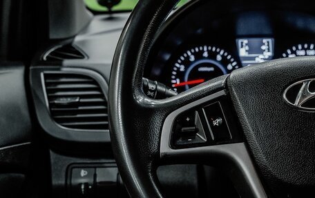 Hyundai Solaris II рестайлинг, 2016 год, 800 000 рублей, 16 фотография