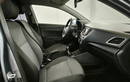 Hyundai Solaris II рестайлинг, 2018 год, 1 079 000 рублей, 10 фотография