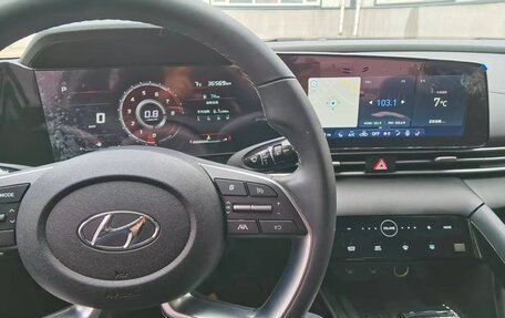 Hyundai Elantra, 2022 год, 1 590 000 рублей, 8 фотография