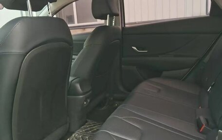 Hyundai Elantra, 2022 год, 1 590 000 рублей, 13 фотография
