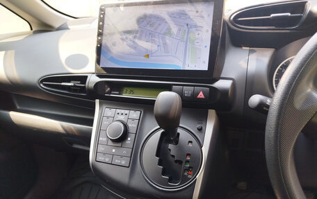 Toyota Wish II, 2014 год, 1 300 000 рублей, 12 фотография