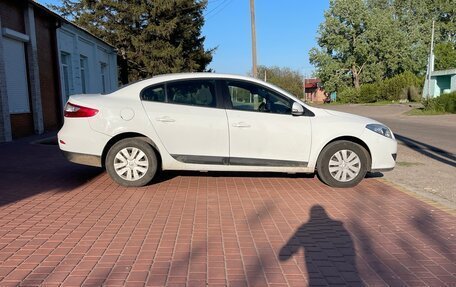 Renault Fluence I, 2011 год, 950 000 рублей, 2 фотография