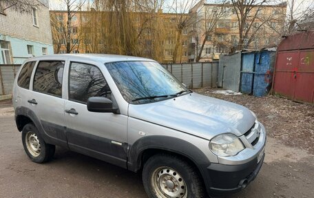 Chevrolet Niva I рестайлинг, 2012 год, 370 000 рублей, 2 фотография