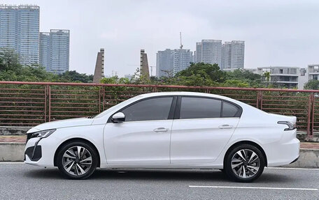 Peugeot 408, 2023 год, 1 900 000 рублей, 7 фотография