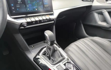 Peugeot 408, 2023 год, 1 900 000 рублей, 18 фотография