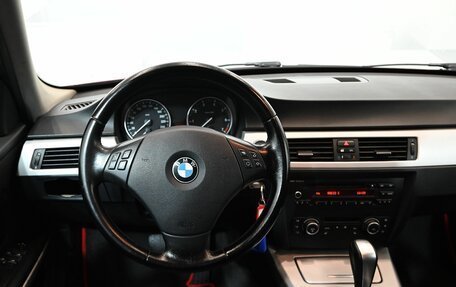 BMW 3 серия, 2011 год, 1 250 000 рублей, 15 фотография