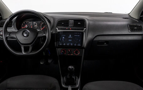 Volkswagen Polo VI (EU Market), 2020 год, 1 215 000 рублей, 19 фотография