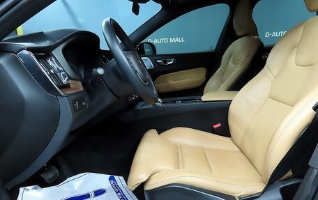 Volvo XC60 II, 2022 год, 3 820 090 рублей, 11 фотография