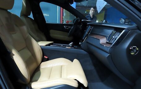 Volvo XC60 II, 2022 год, 3 820 090 рублей, 10 фотография
