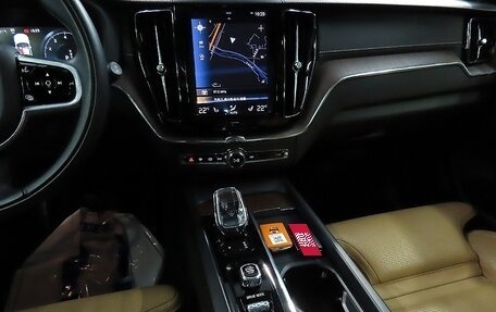Volvo XC60 II, 2022 год, 3 820 090 рублей, 7 фотография