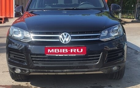 Volkswagen Touareg III, 2012 год, 1 700 000 рублей, 2 фотография